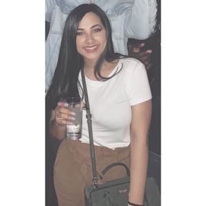 Meet your Posher, Samira